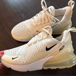 Nike Air Max 270 women’s 6.5